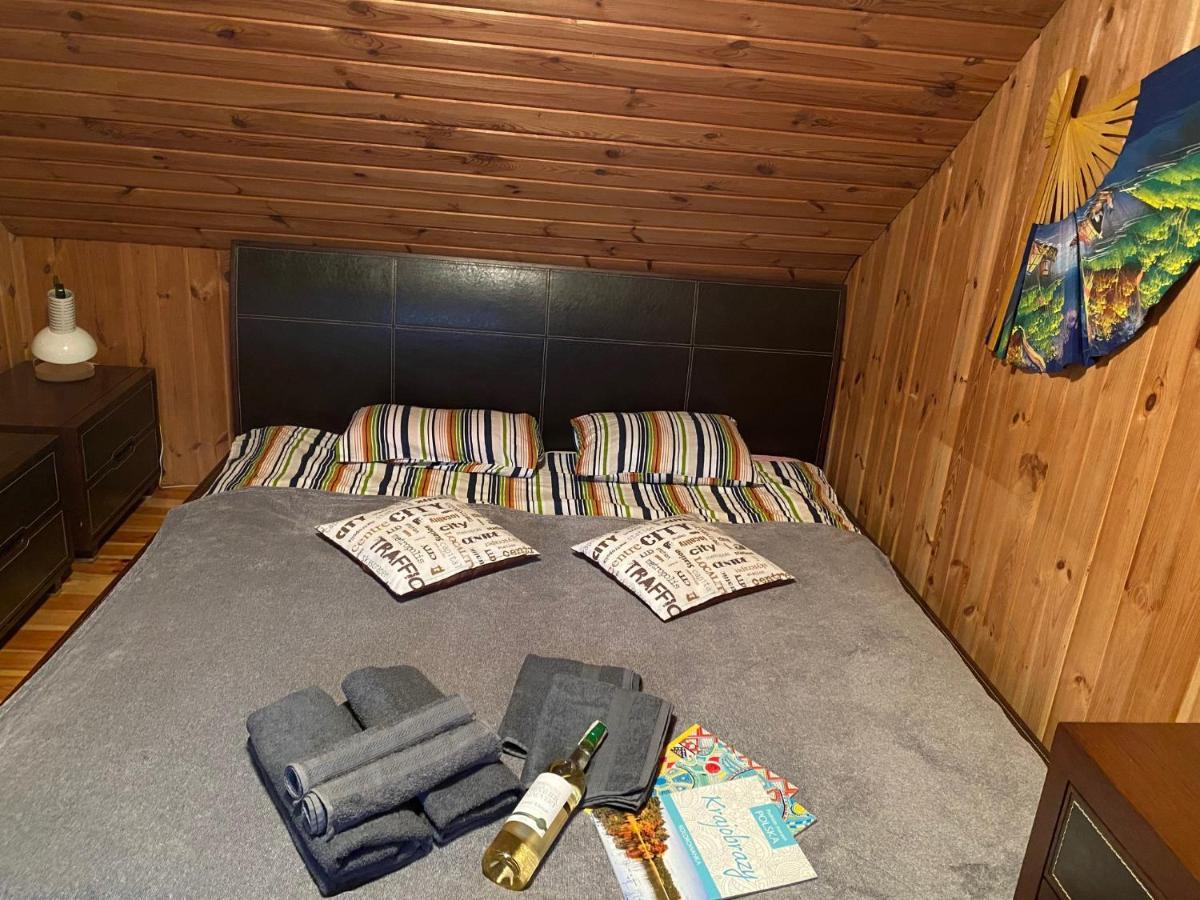 Dom Pod Sosnami Villa Rzewnie Esterno foto